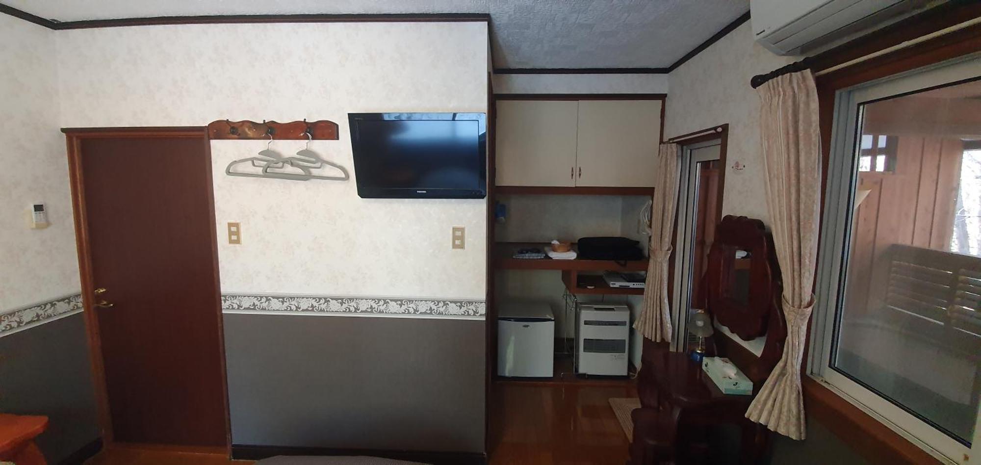 Snowhere Ski Lodge Hakuba Exterior foto