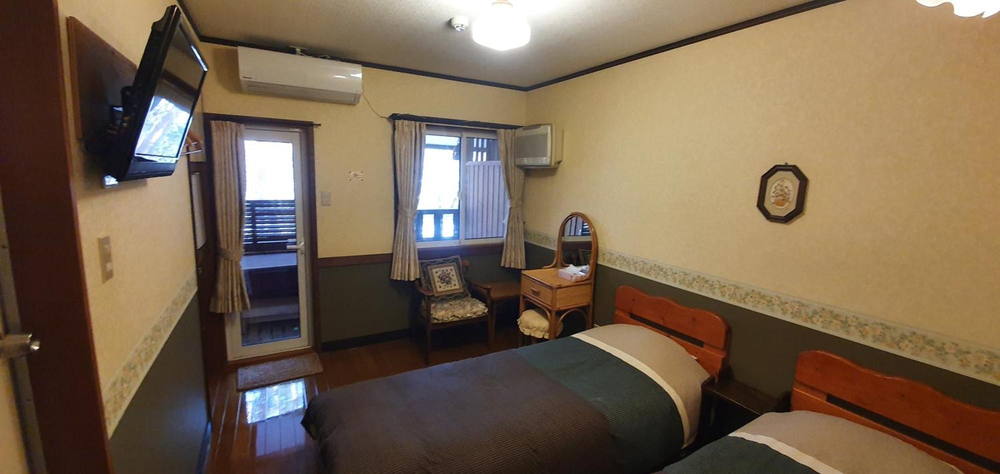 Snowhere Ski Lodge Hakuba Exterior foto